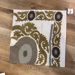 Pottery Barn Suzani Pillow Cover